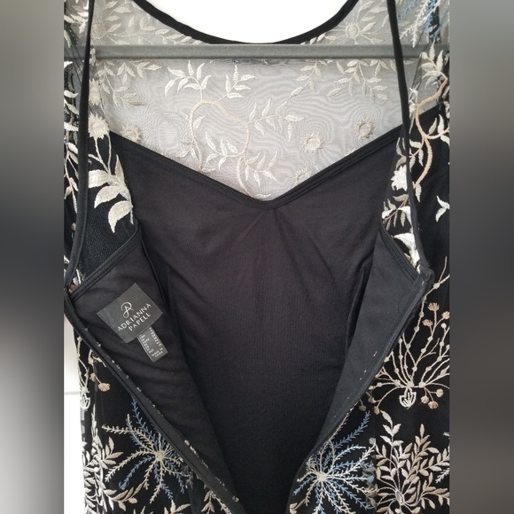 Evening dress w/ flower embroidery black&blue - Picture 2 of 5